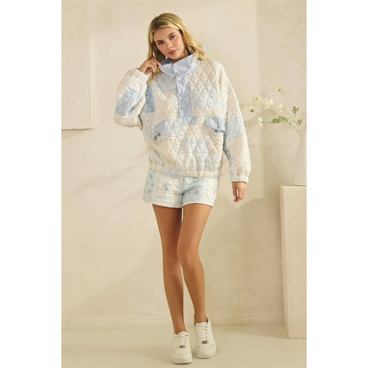 Textured Contrast printed Quarterzip Sweater