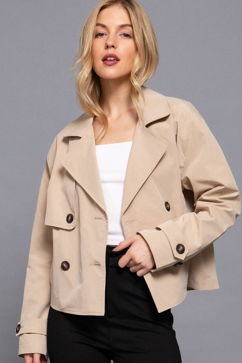 `.Double Breasted Short Trench Jacket: KHA-sand khaki-185739 / L