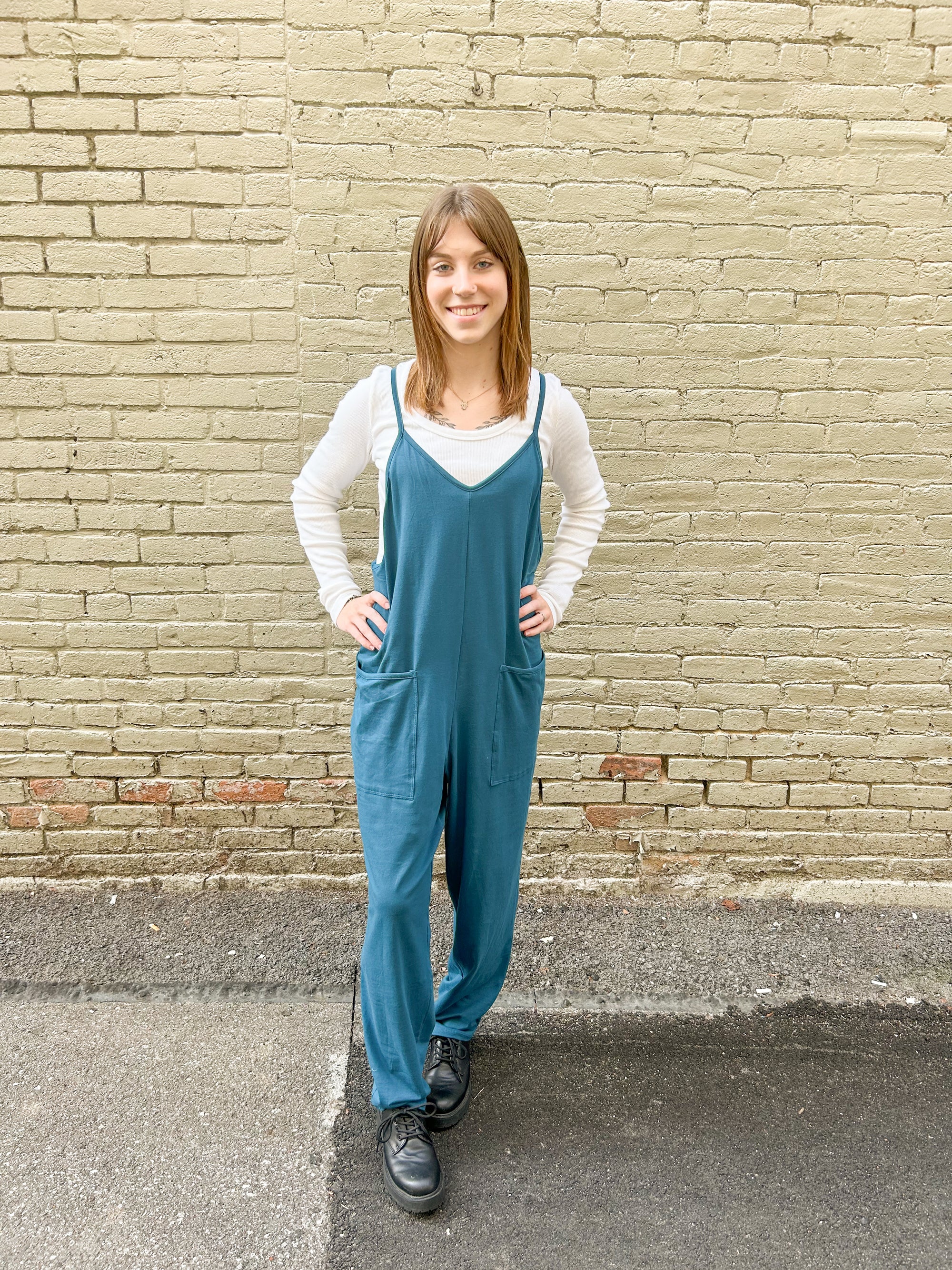 V Neck Sleeveless Casual Jumpsuit