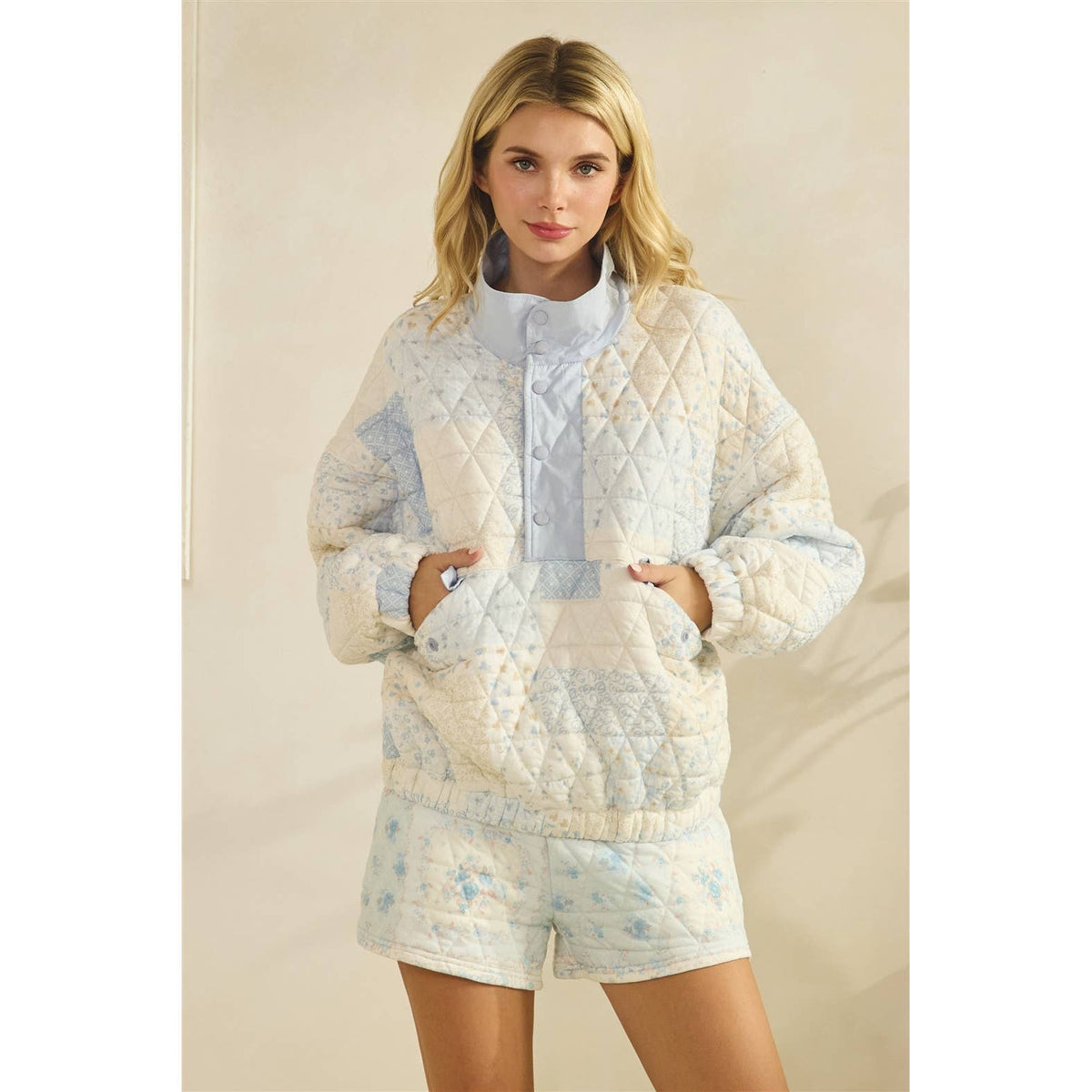 Textured Contrast printed Quarterzip Sweater