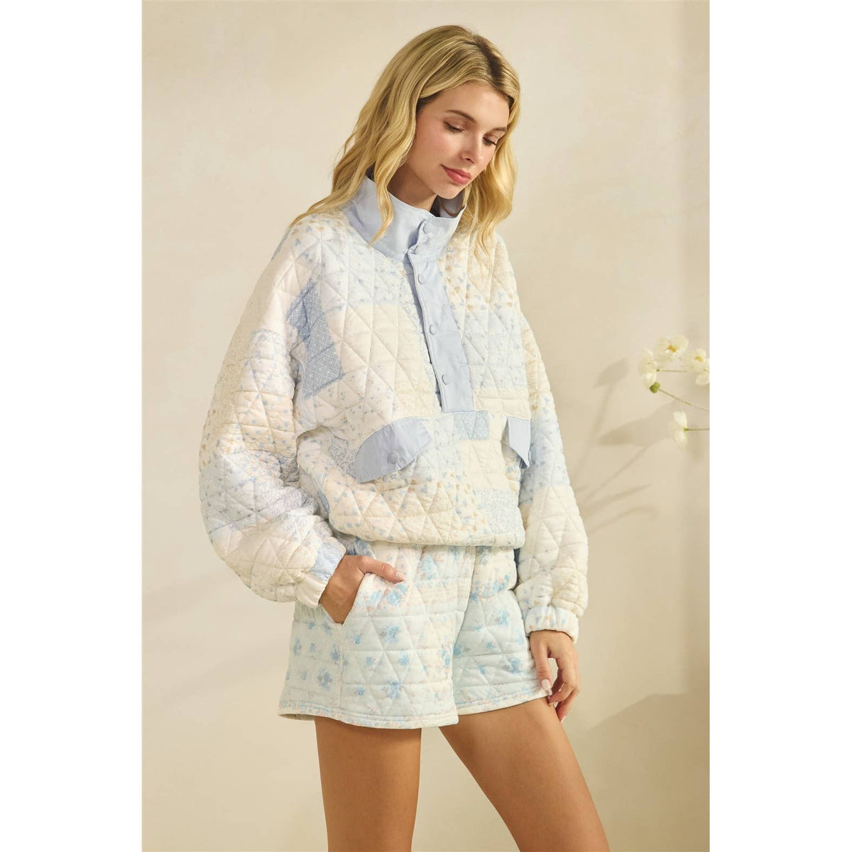 Textured Contrast printed Quarterzip Sweater